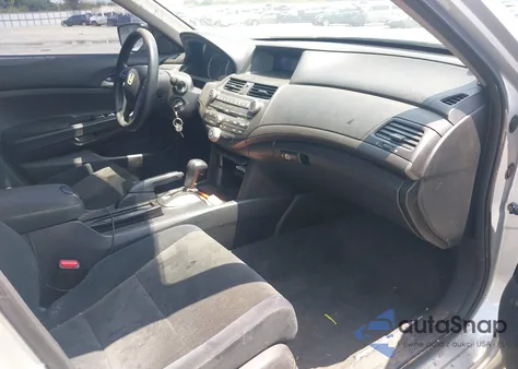 2010 Honda Accord 2.4 Lx-P z USA, uszkodzony, nr VIN 1HGCP2F4XAA107830